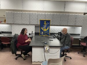 Barb Marsh being interviewed by Joe Susi during her Kins Is Cool appearance
